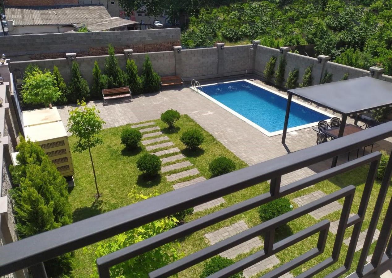Vinum Hotel Tbilisi Bagian luar foto