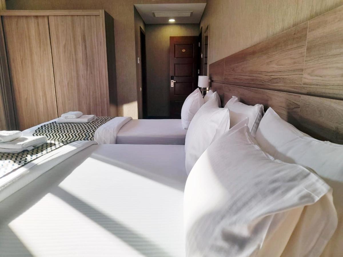 Vinum Hotel Tbilisi Bagian luar foto